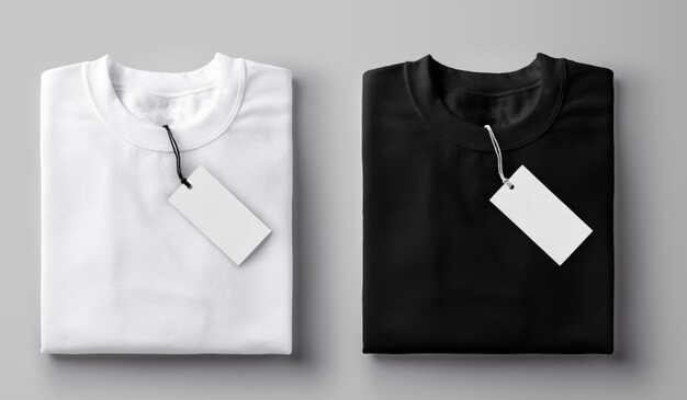 เสื้อสีขาวและสีดำ