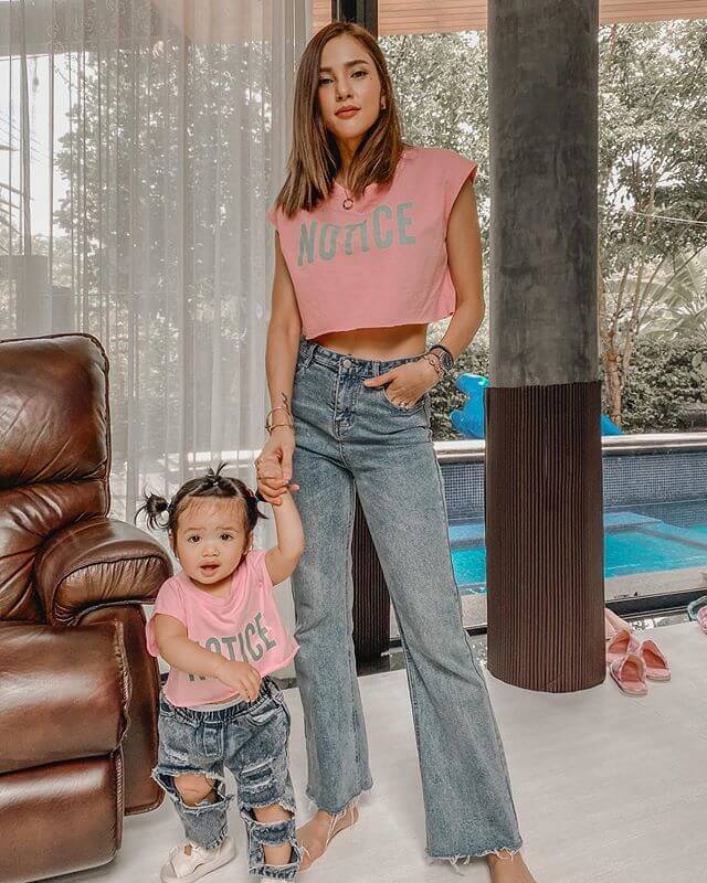 คุณอุ้ม ลักขณา และ น้องดิสนีย์