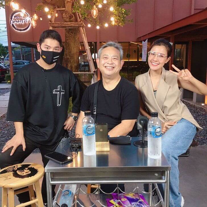 เอิร์ธ เปาวลี และ ป๋ากิ๊ก เกียรติ กิจเจริญ