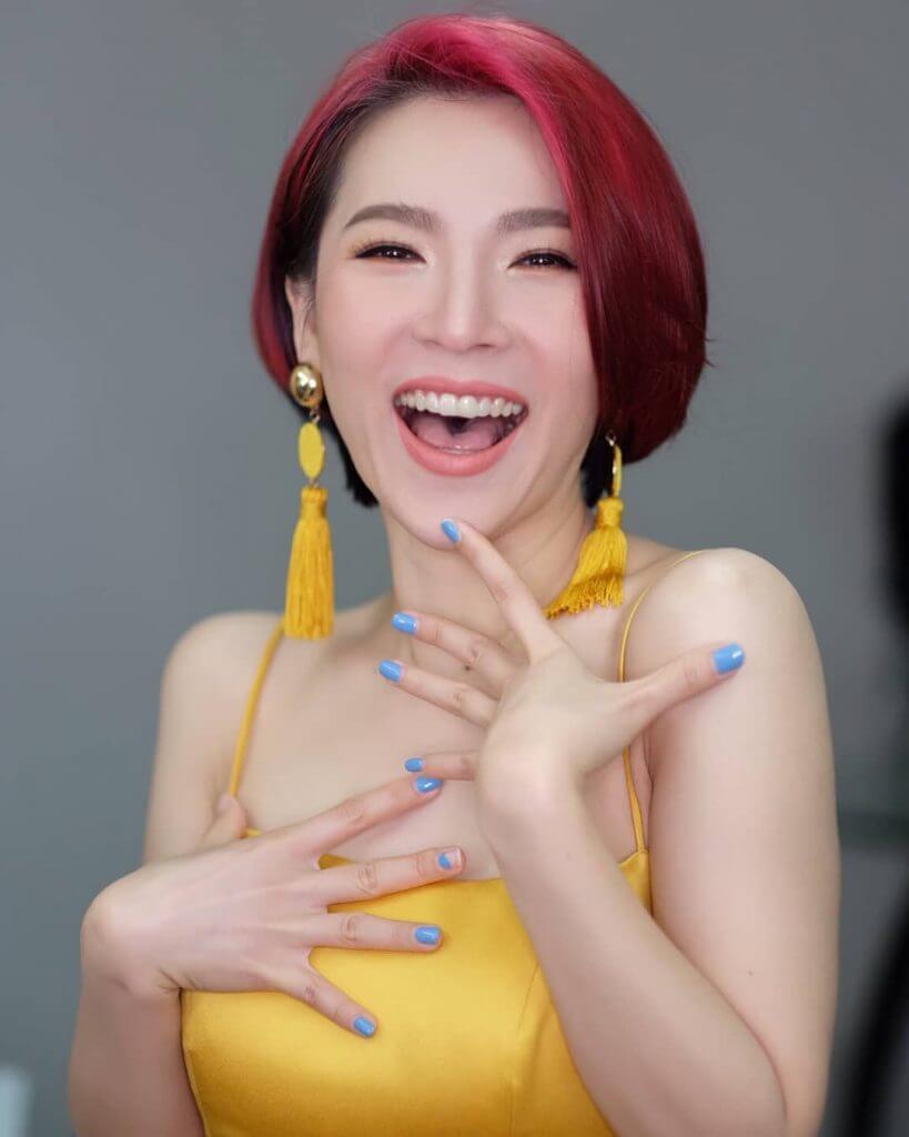 ดีเจต้นหอม ดีเจสาวสวยอารมณ์ดี