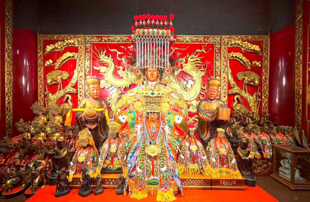 บูชาพระแม่มาจู่