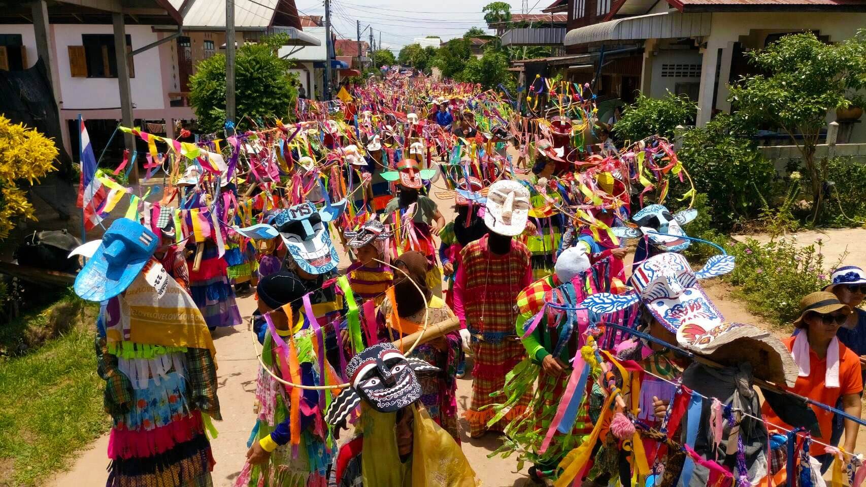phi ta khon