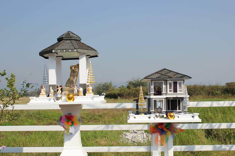 ศาลเจ้าที่ศาลตายายสมัยใหม่