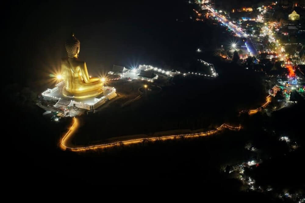 เทศกาลขึ้นวัดเขาวงพระจันทร์