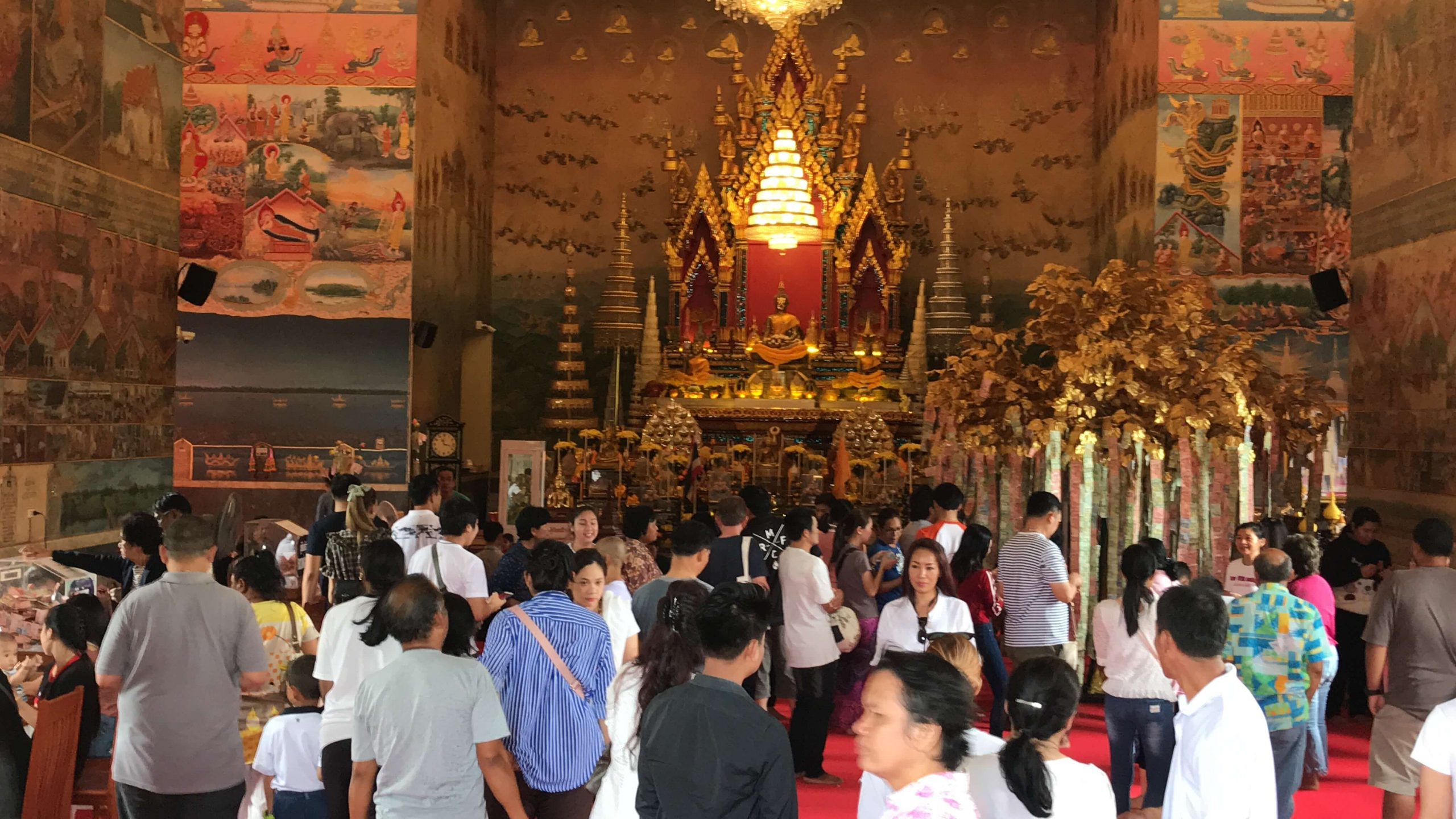 เที่ยววัดวันปีใหม่