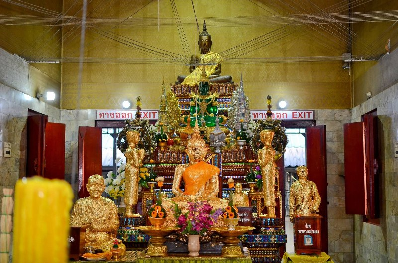 หลวงพ่อปากแดง